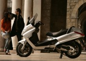 Piaggio X8 400 ie